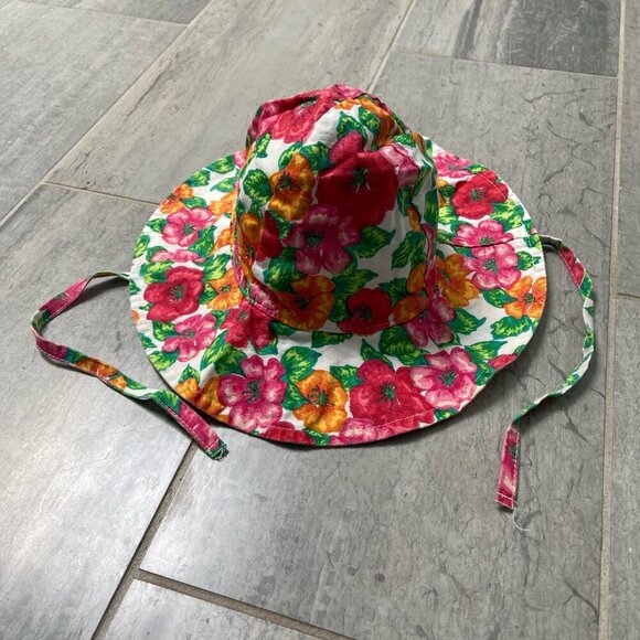 The Right Start Cotton Floral Bucket Sun Hat with Strap Size Small (0–3 months) - Picture 1 of 8
